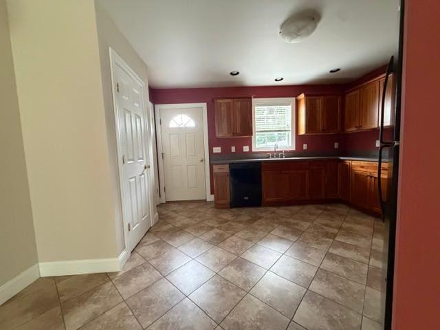 Kitchen - 16 Pinnacle Dr