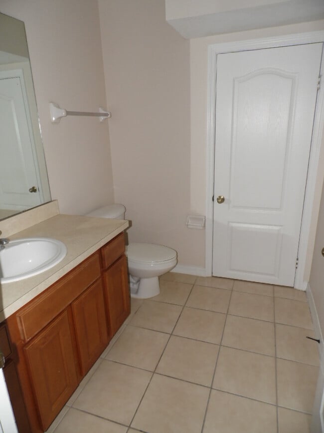 Building Photo - 4005 Pemberly Pines Cir