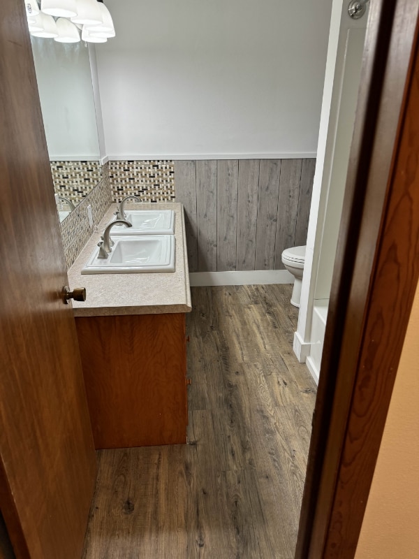 Building Photo - 401 W 14th St