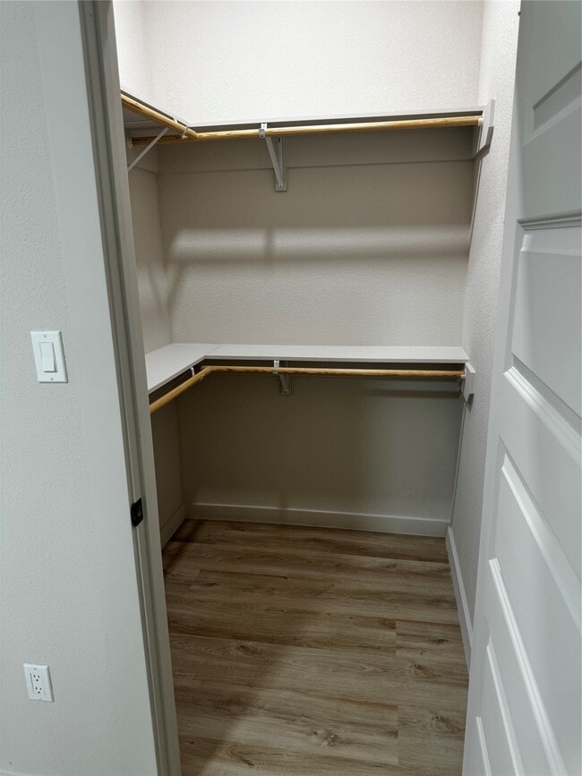 Building Photo - 9713 Cargill St