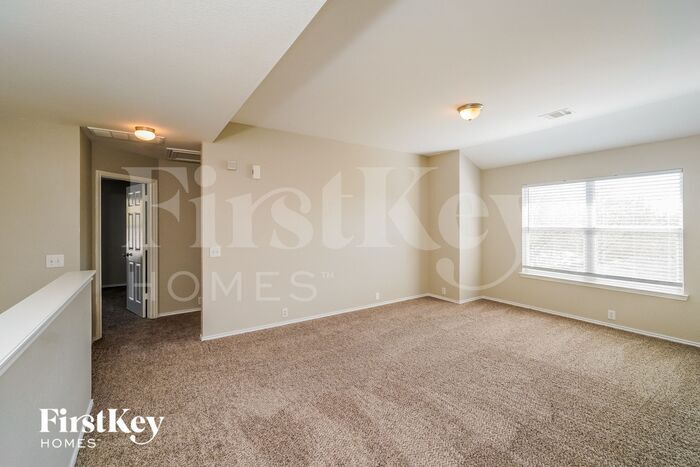 Building Photo - 1632 Mountain Brook