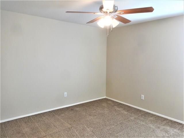 Building Photo - 911 Calvert Dr