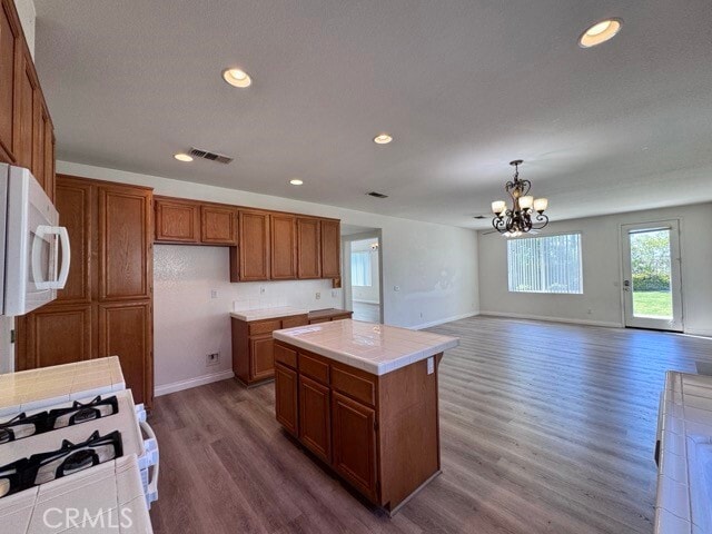 Building Photo - 26317 Palm Tree Ln