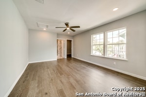 Building Photo - 811 W Kings Hwy