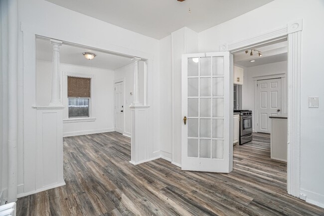 Building Photo - 47 Hartford St