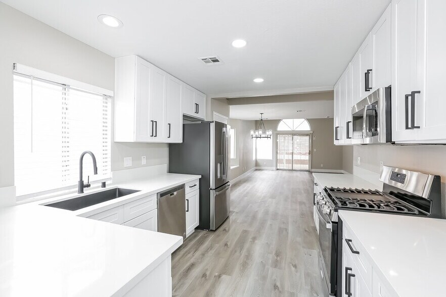 Building Photo - 7231 Nordic Lights Dr