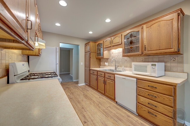 Building Photo - 46 Ingleshire Rd