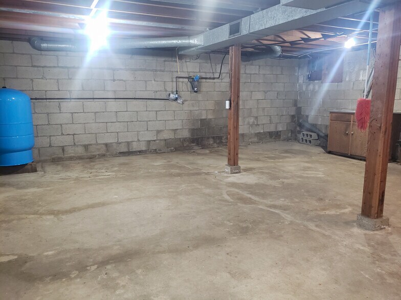 Building Photo - 3002 Hope Rd