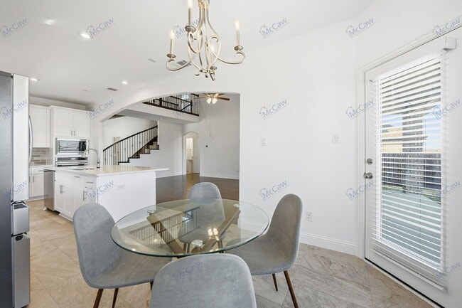 Building Photo - 6700 Palmdale Ln