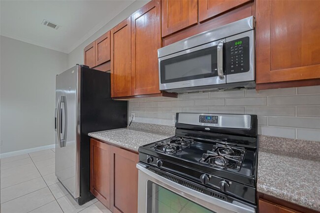 Building Photo - 15315 Addicks Stone Dr