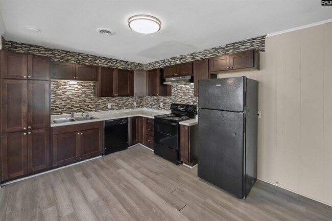 Building Photo - 3621 Baywater Dr