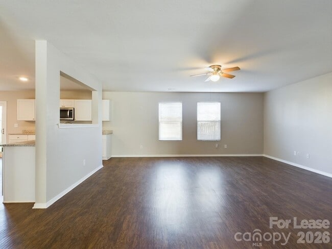 Building Photo - 12621 Dervish Ln