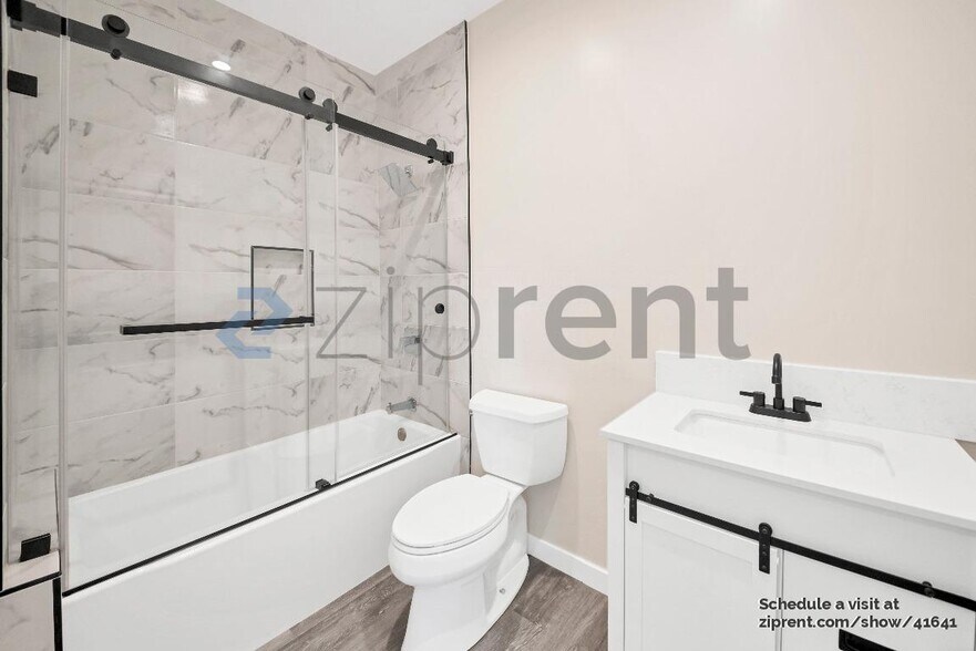 Building Photo - 22657 Strathern St