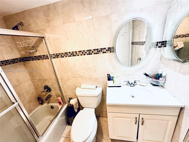 Building Photo - 230 174th St