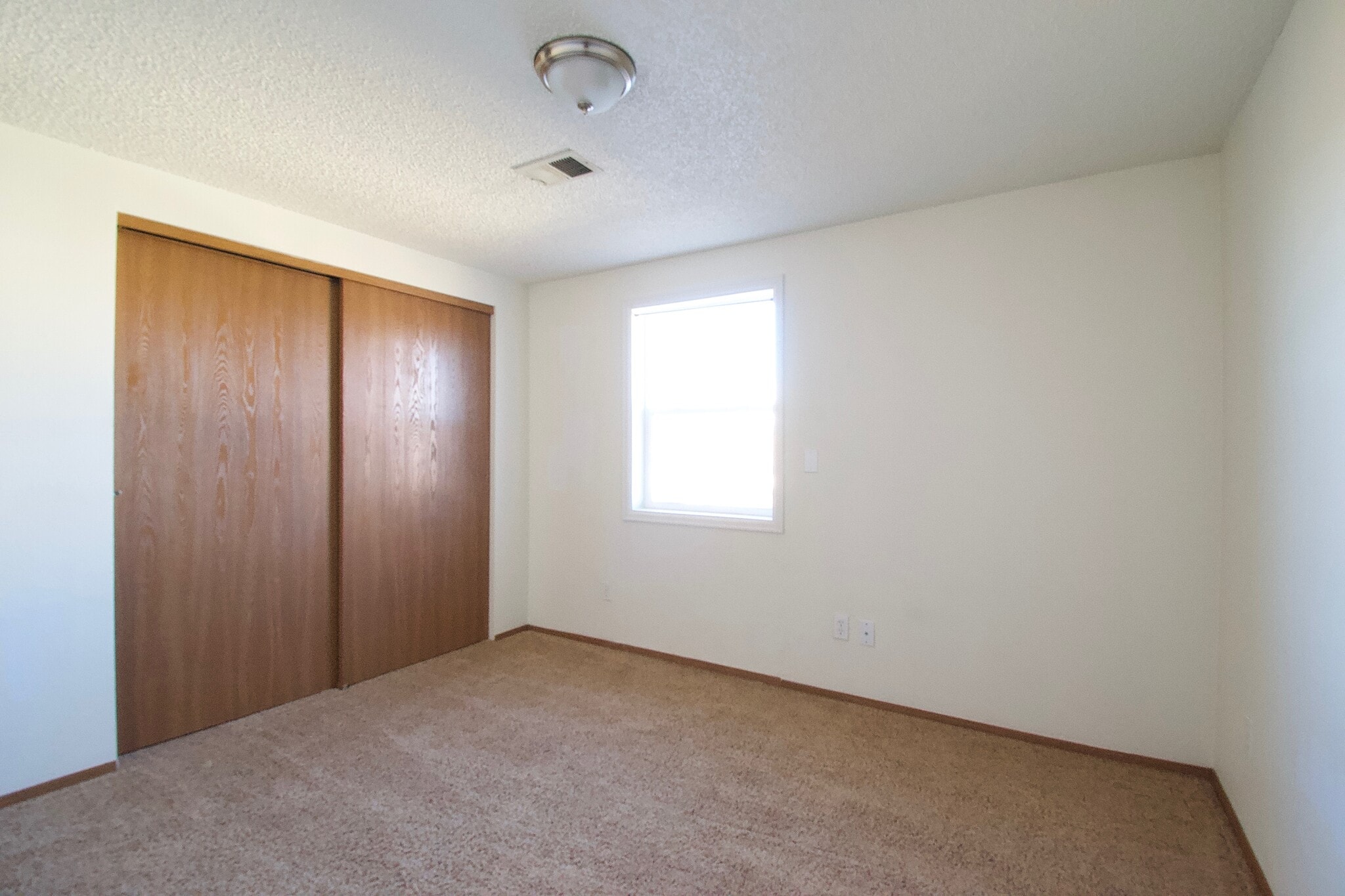 Building Photo - 255 Christiansen Ave, Unit B