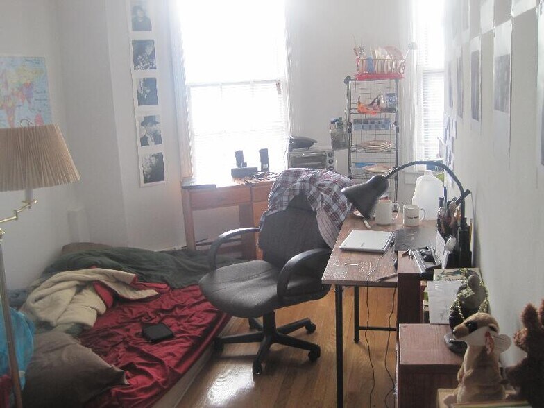 Building Photo - 28 S Huntington Ave