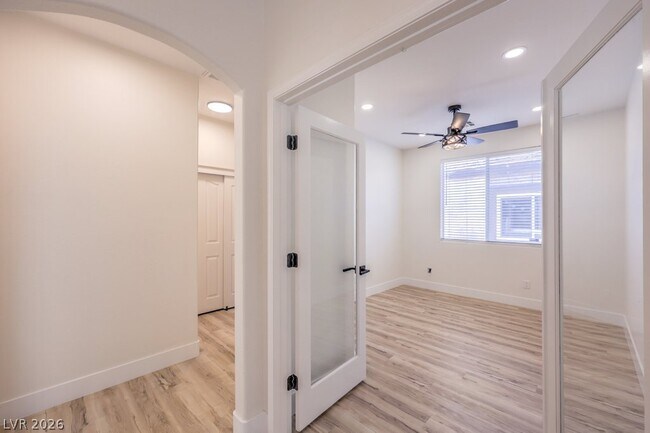 Building Photo - 2609 Country Mile Dr
