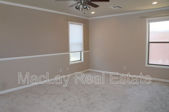 Building Photo - 3829 E Morelos St
