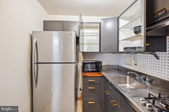 Building Photo - 2401 H St NW