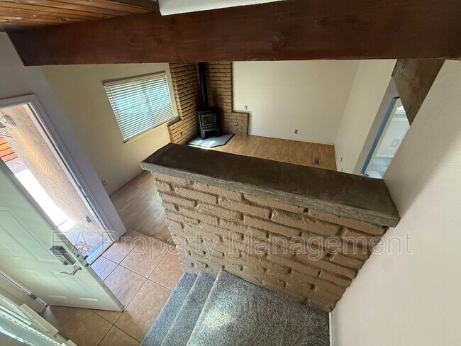 Building Photo - 1515 Marble Ave NW