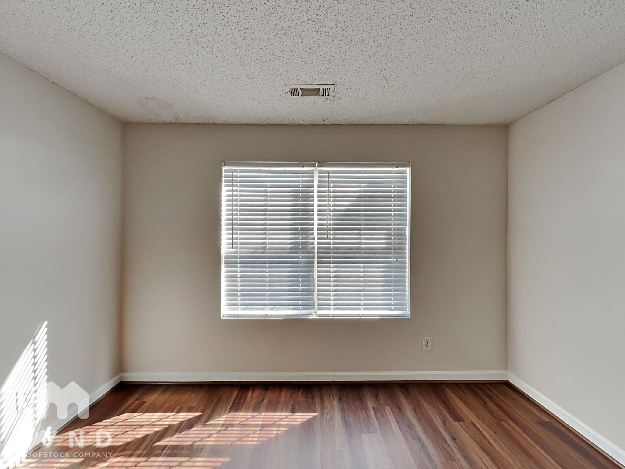 Building Photo - 5050 Oakley Commons Blvd