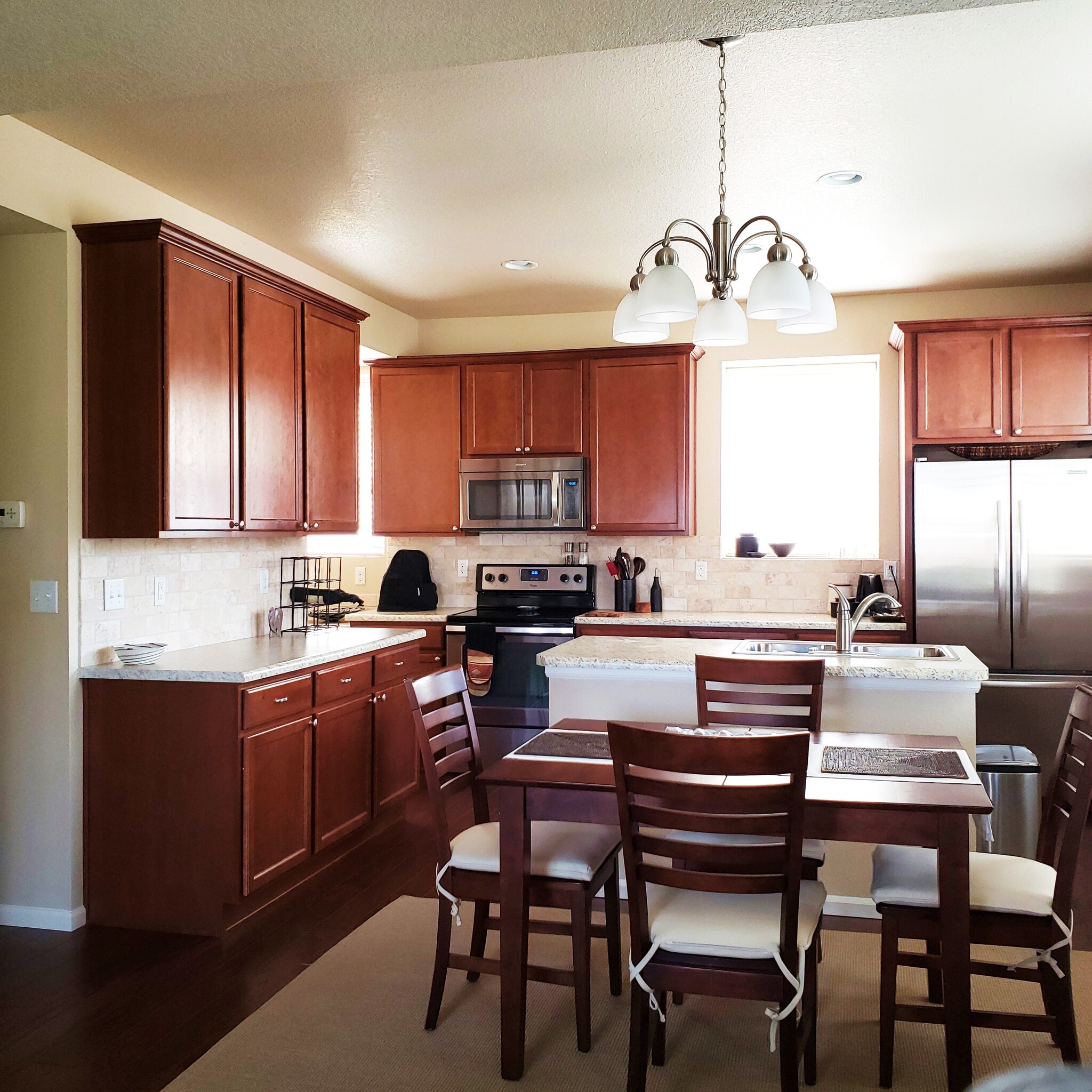 Kitchen/Dining - 10314 Bellwether Ln