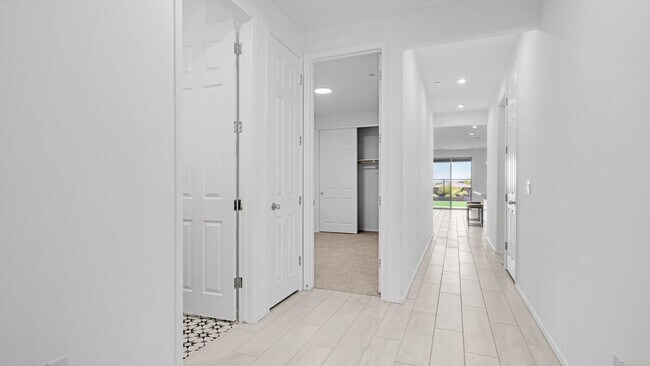 Building Photo - Vistancia High Point Home