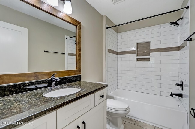 Building Photo - 1228 Willow Ct