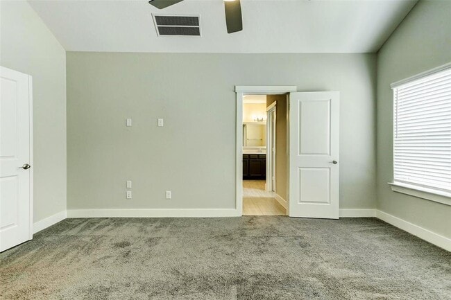 Building Photo - 1519 Biondo Way