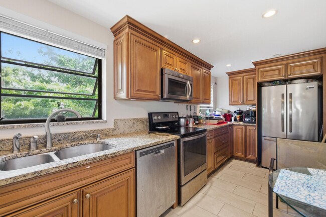 Building Photo - 367 S Federal Hwy