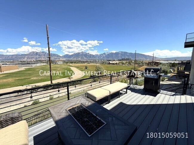 Building Photo - 7637 S Brinkerhoff Dr