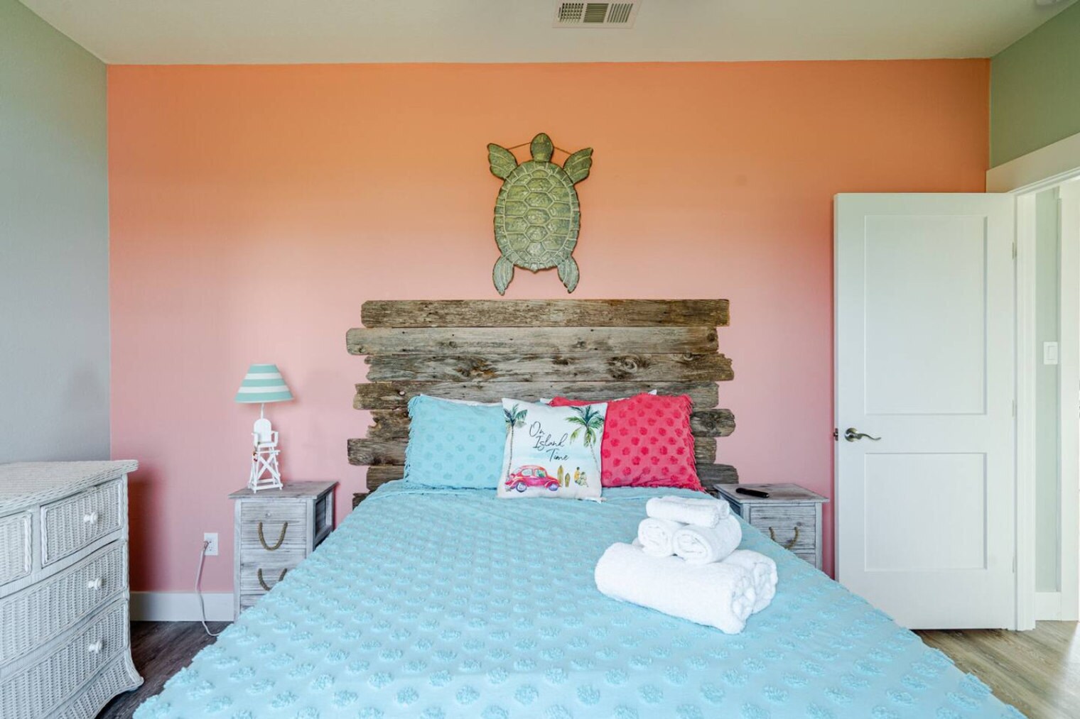 Building Photo - 970 S Jacks Rd