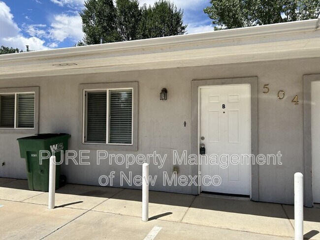 Primary Photo - 504 W Navajo St