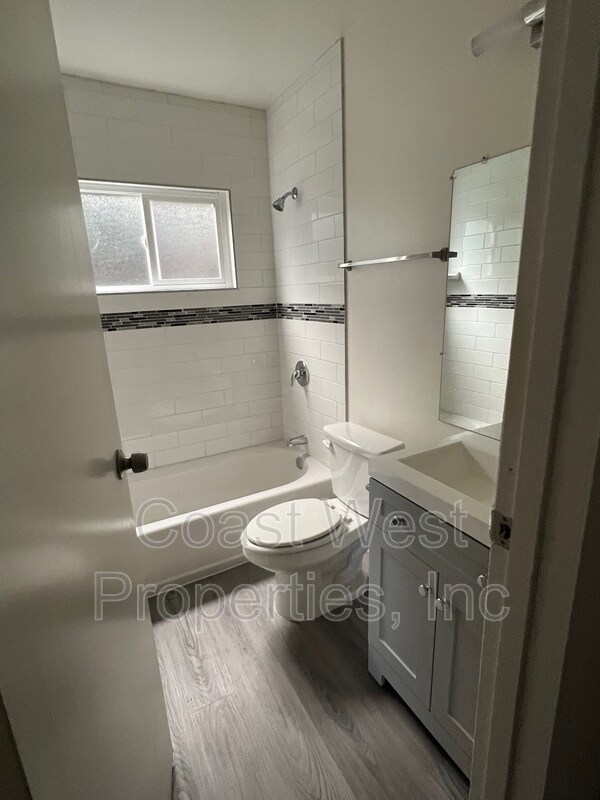 Building Photo - 1361 Grand Ave
