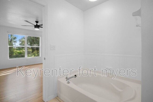 Building Photo - 3011 50th St SW