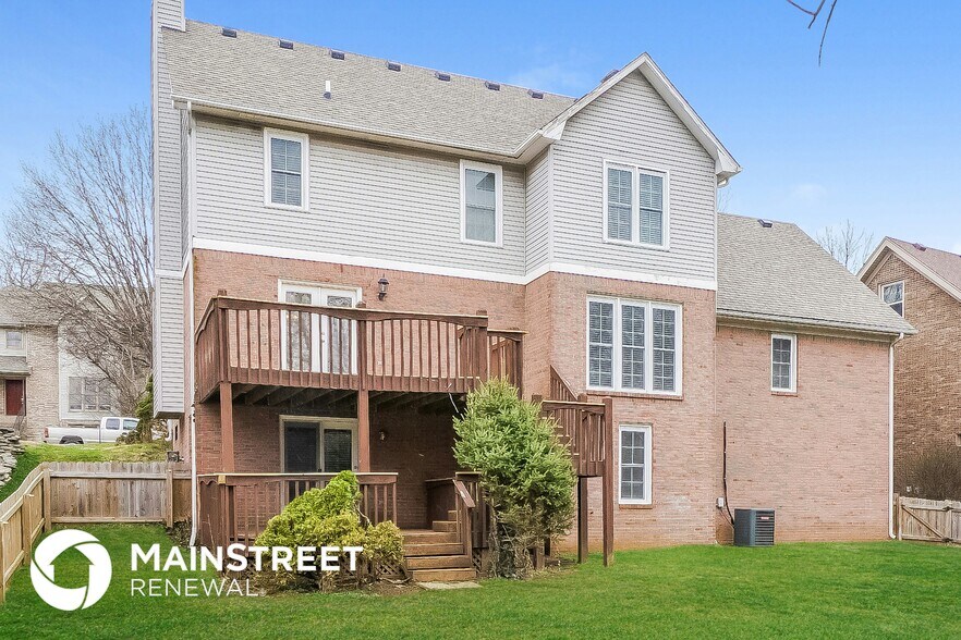 Building Photo - 8410 Hurstbourne Woods Pl