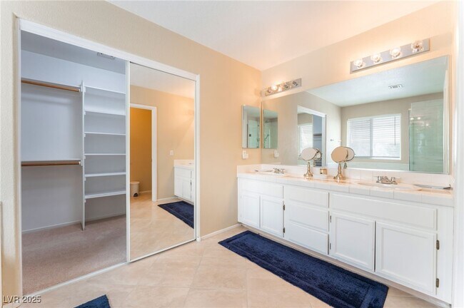 Building Photo - 8612 Sierra Cima Ln