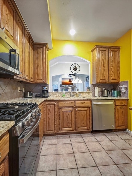 Building Photo - 86 Bridge Wood Dr