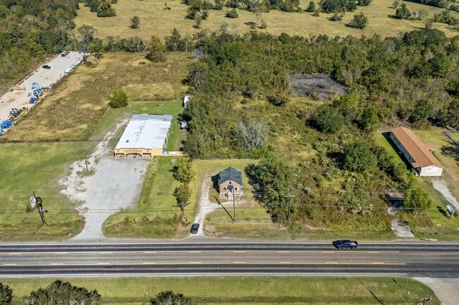 Building Photo - 1420 FM 1960