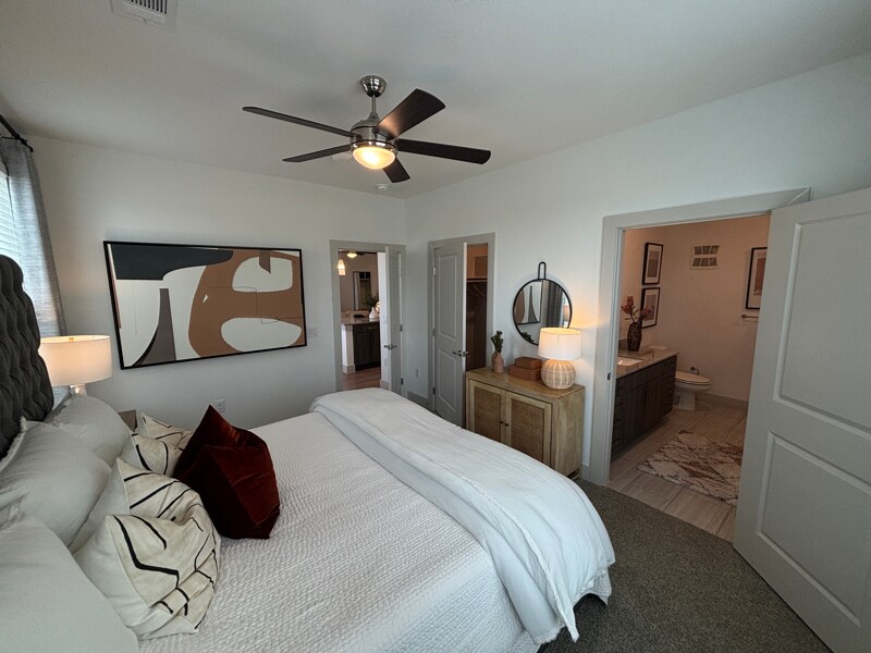 Building Photo - 702 Celebration Wy