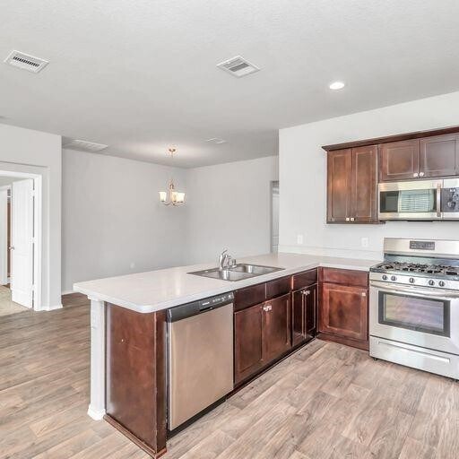 Building Photo - 1827 Gibbons Creek Dr