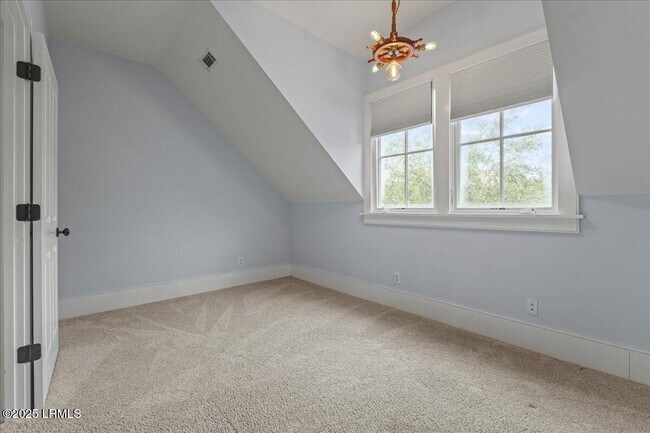 Building Photo - 217 Whelk Rd