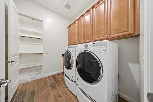 Building Photo - 4897 N 207th Ln