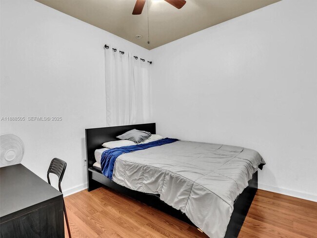 Building Photo - 8926 W 35th Ct