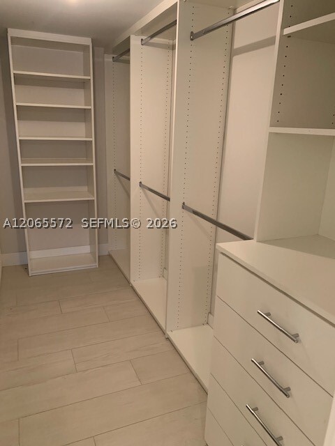 Building Photo - 400 Sunny Isles Blvd