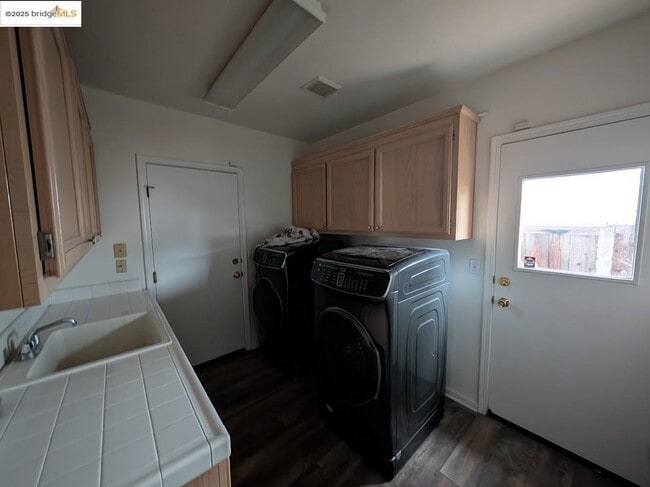 Building Photo - 4731 Crestone Needle Way