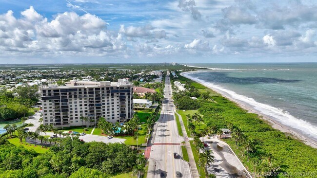 Building Photo - 801 S Ocean Dr
