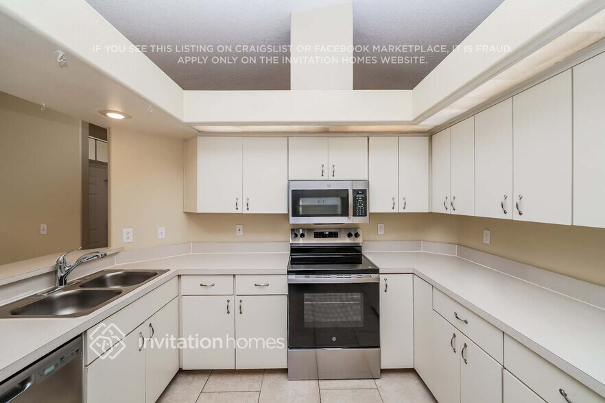 Building Photo - 8008 55th St E