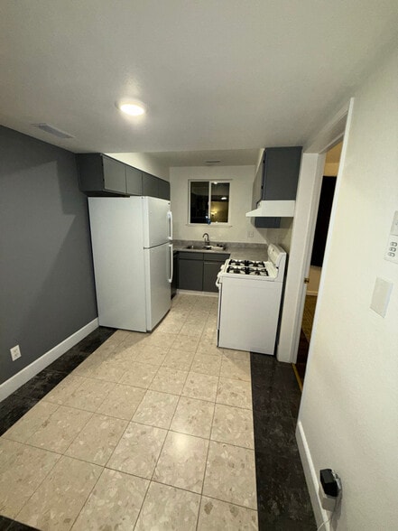 Building Photo - 28 Chesley Ave