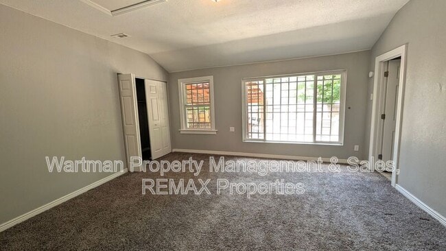 Building Photo - 202 Cheyenne Blvd